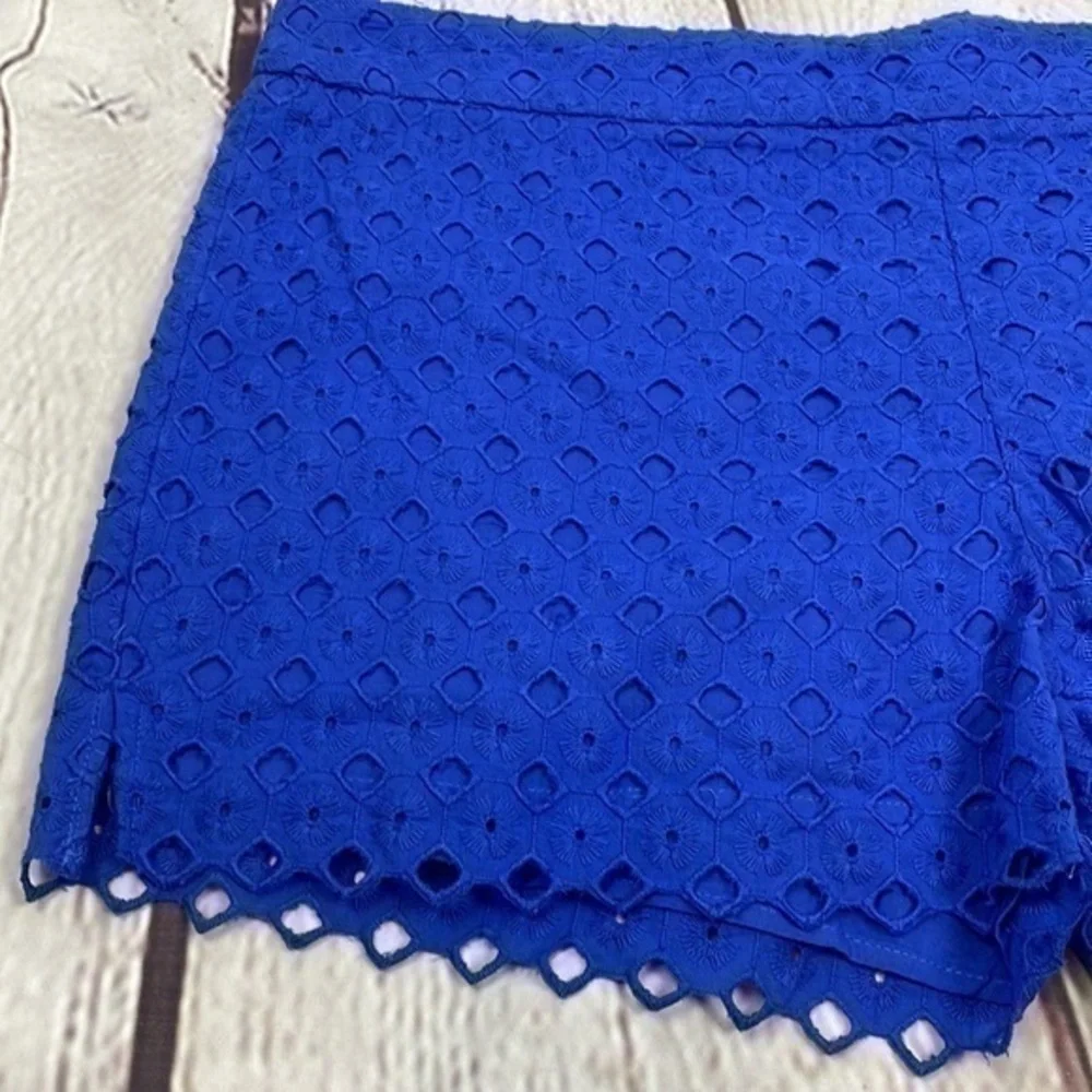 UEC Quinn eyelet royal blue shorts by Quinn size 8